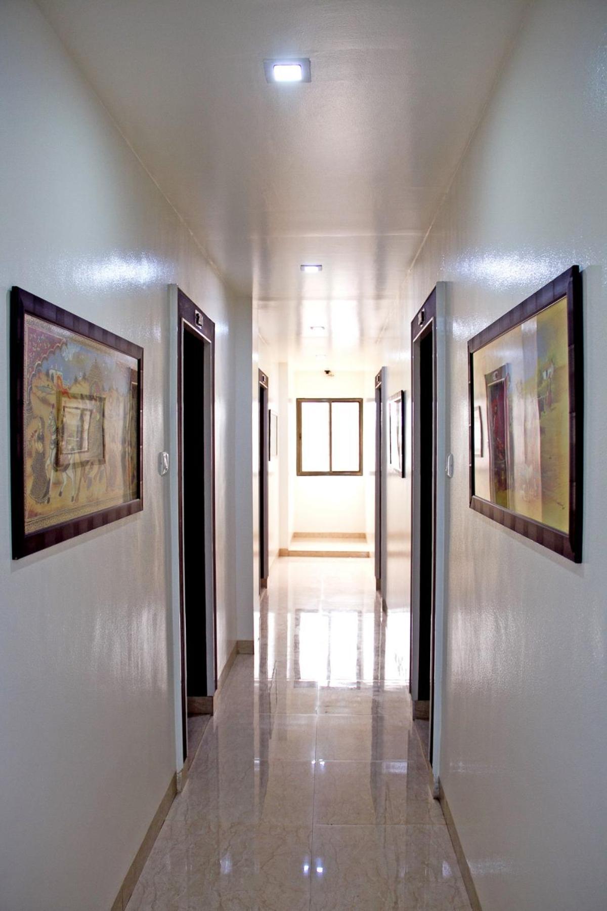 Hotel Darshan Executive Tuljapur Exterior foto